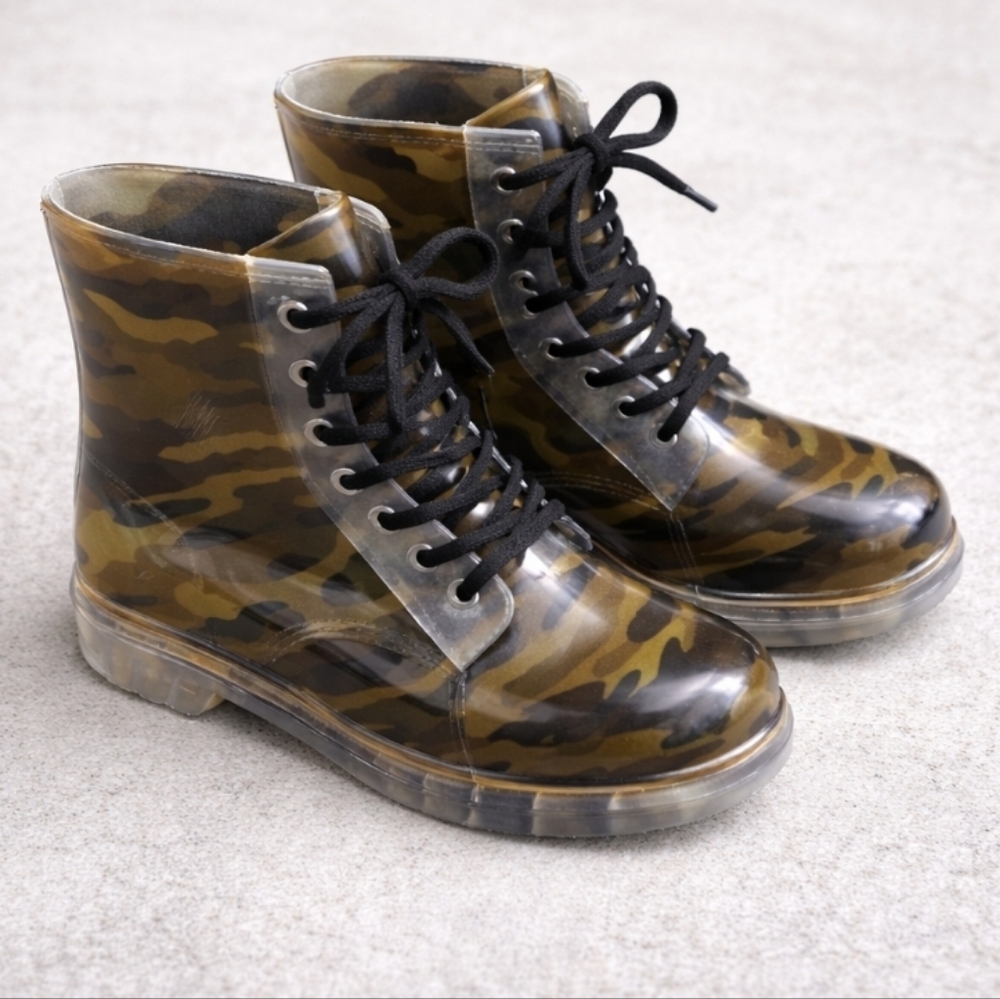 Yoki |Camo Print Lace-Up Rubber Clear PVC Grip Boots